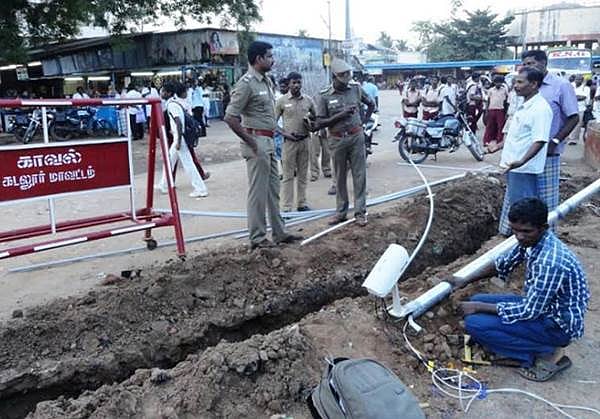 குற்றத்தடுப்பு முயற்சி: சேத்தியாத்தோப்பில் கண்காணிப்பு கேமராக்கள் பொருத்தும் பணி தீவிரம்