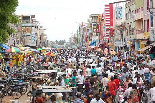 விநாயகர் சதுர்த்தி: சிதம்பரத்தில் திரண்ட கிராமப்புற மக்கள்