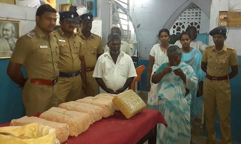 ஸ்ரீவிலில்புத்தூரில் வீட்டில் 66 கிலோ கஞ்சா பறிமுதல்: நால்வர் கைது