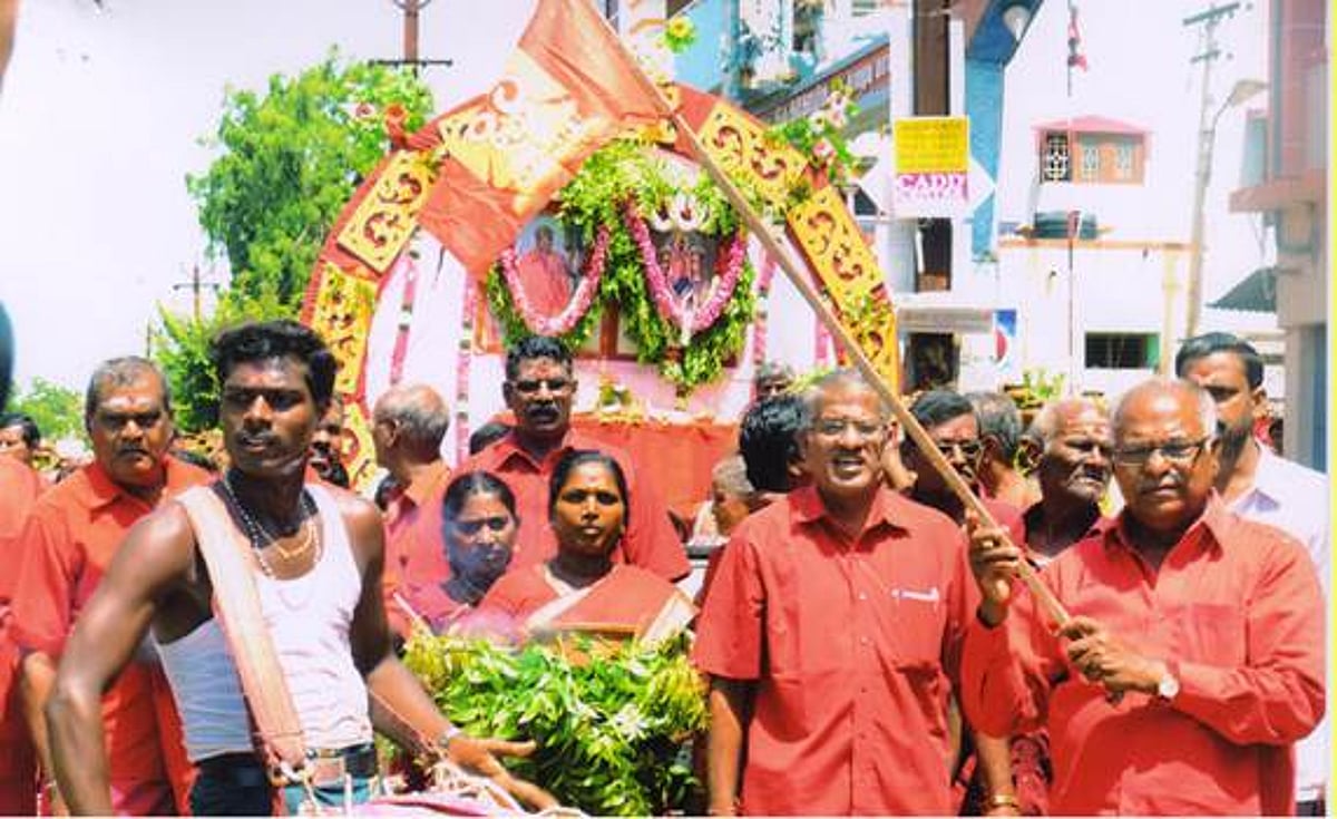 சிதம்பரத்தில் உலக அமைதி வேண்டி கஞ்சி கலய ஊர்வலம்