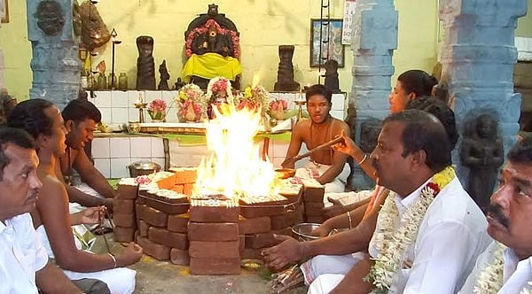 சொத்துக் குவிப்பு வழக்கில் ஜெயலலிதா வெற்றி பெற சிறப்பு யாகம்