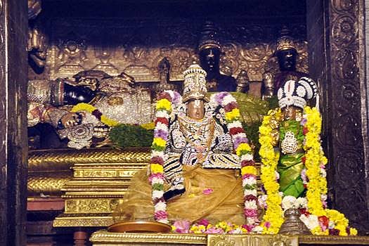 தில்லை திருச்சித்திரக்கூடம் கோவிந்தராஜப் பெருமாள் கோயிலில் பரமபத வாசல் திறப்பு