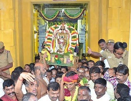 ஸ்ரீவில்லிபுத்தூர் ஆண்டாள் கோவிலில் பரமபதவாசல் திறப்பு