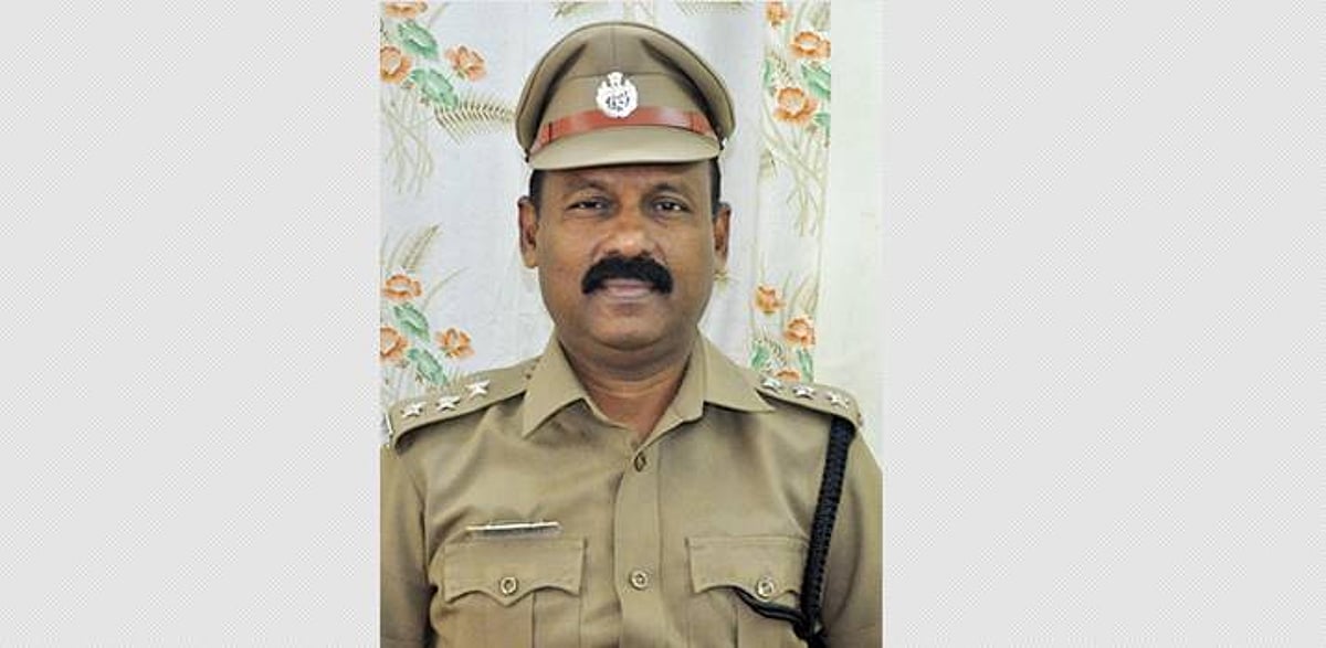 ரவுடிசம் மற்றும் திருட்டு குற்றங்கள் கட்டுப்படுத்தப்படும்: சிதம்பரம் டிஎஸ்பி சுந்தரவடிவேல்