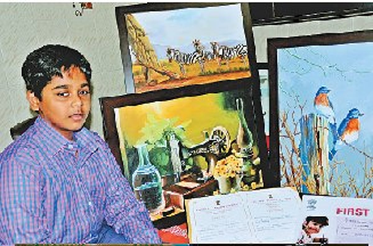 அகில இந்திய ஓவியப் போட்டியில் முதல் பரிசு!