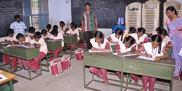 ஸ்ரீவில்லிபுத்தூரில் 8-ம் வகுப்பு மாணவர்களுக்கான அடைவுத் தேர்வு