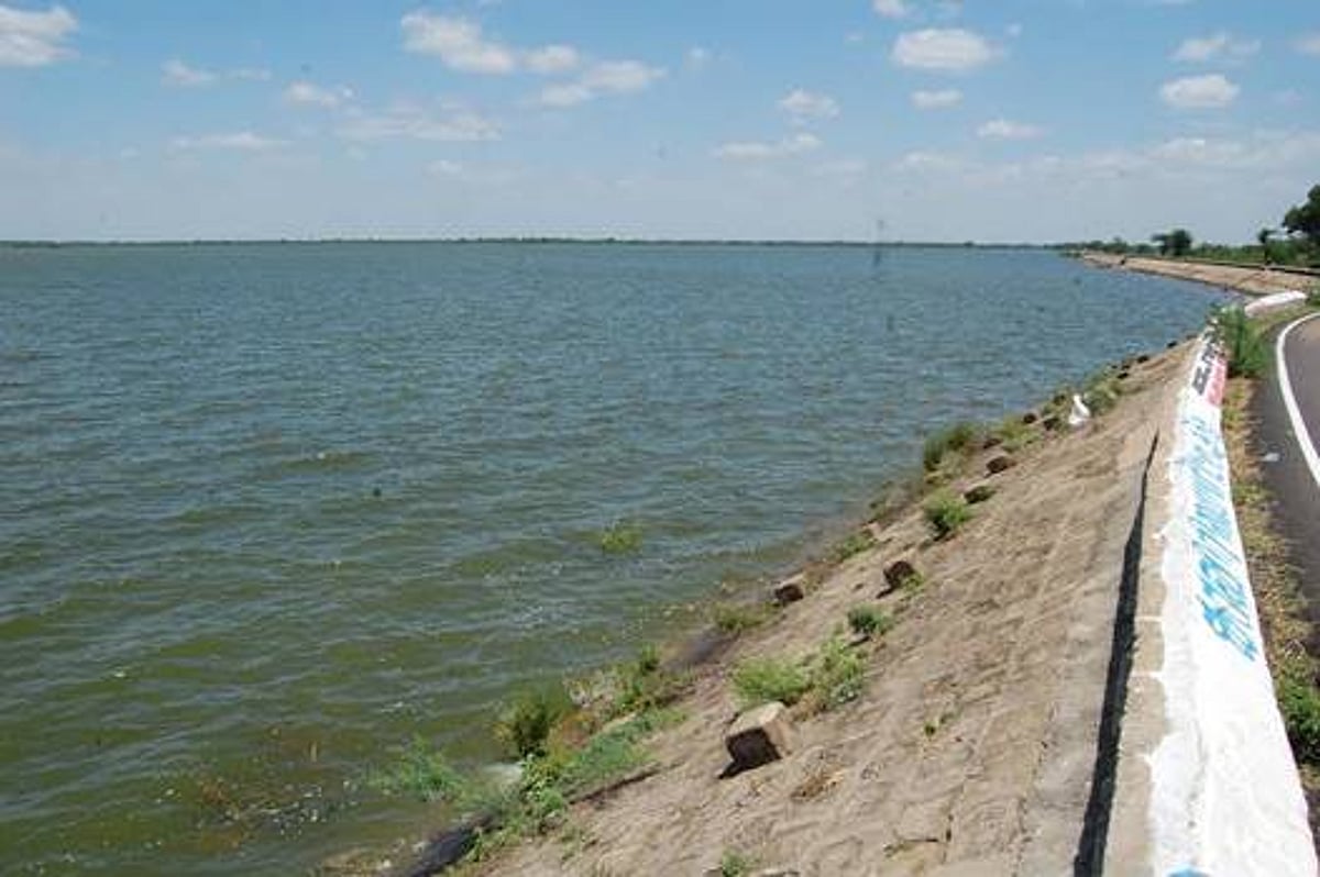 வீராணம்ஏரி நீர்மட்டம்: முழுக்கொள்ளவை எட்டியது