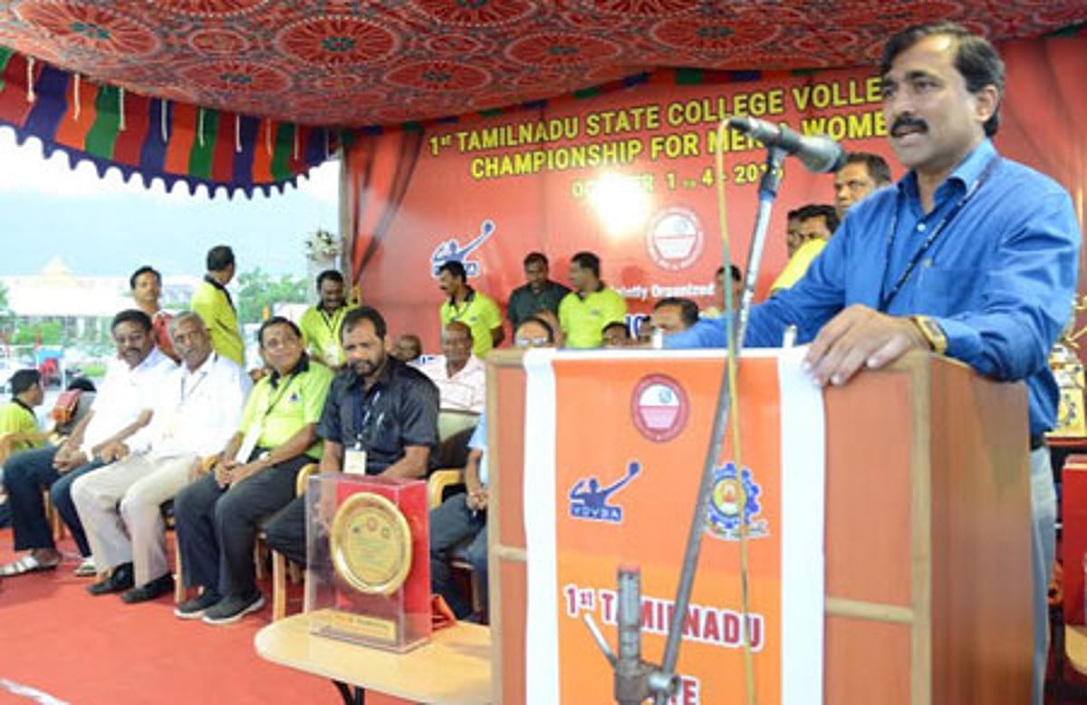 விளையாட்டு வீரர்களை அரசு தத்தெடுக்க வேண்டும்: பொன்ராஜ்