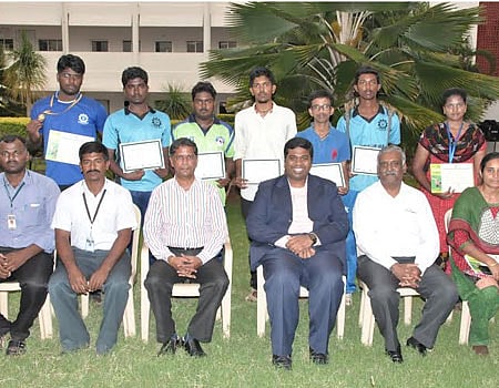 மாநில ஜூடோ போட்டி: கலசலிங்கம் மாணவ மாணவியர் 2-ம் இடம்