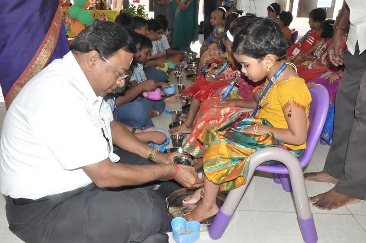 லிங்கா குளோபல் பள்ளியில் கான்யா பூஜை