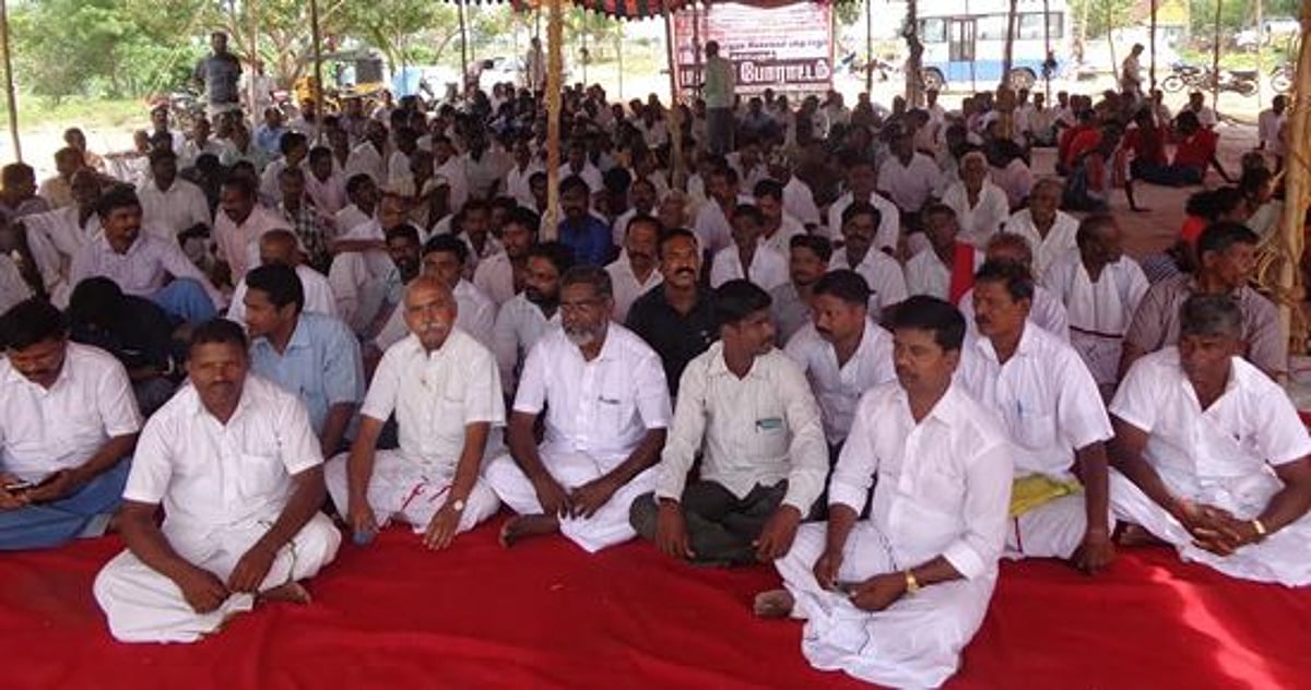 சிதம்பரம்: சாயத்தொழிற்சாலைக்கு தடை கோரி உண்ணாவிரதம்; சுப.உதயக்குமார் பங்கேற்பு