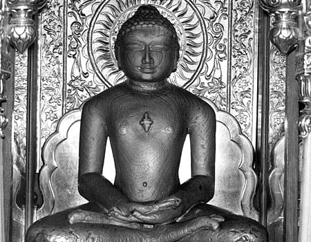 நாளை நான் ஐஏஎஸ்!: இன்றைய நிகழ்வையும், வரலாற்றையும் சேர்த்துப் பார்க்க வேண்டும்!