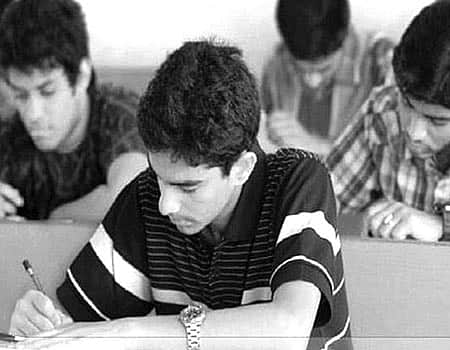 பல லட்சம் சம்பளத்தில் வேலை கிடைக்க ..!