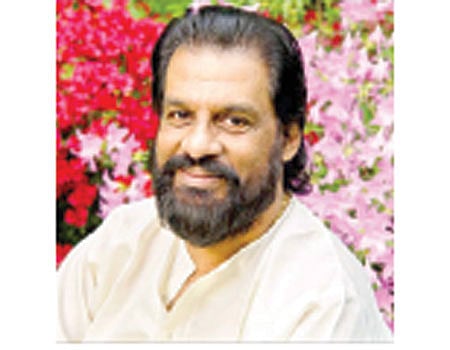 ராகங்களை முணுமுணுத்துக் கொண்டே இருப்பேன்