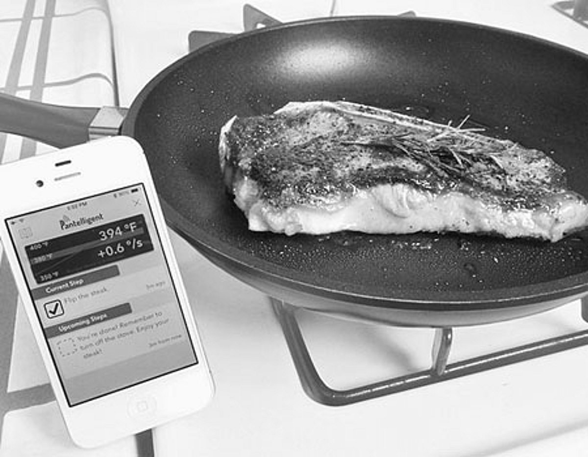 சமையல் கற்றுக் கொடுக்கும் பாத்திரம்!