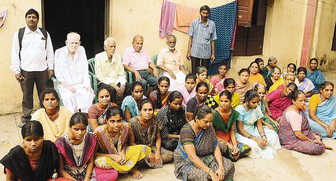 அவசரத் தேவை -கருணைப் பார்வை!