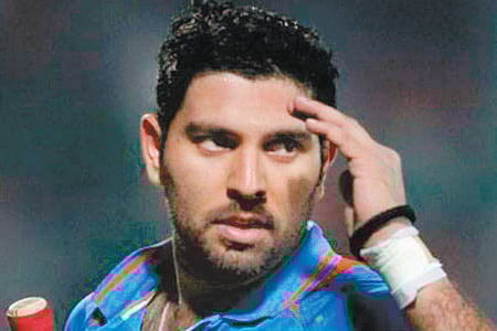 யுவராஜுக்கு டாக்டர் பட்டம் வழங்கி கௌரவிப்பு