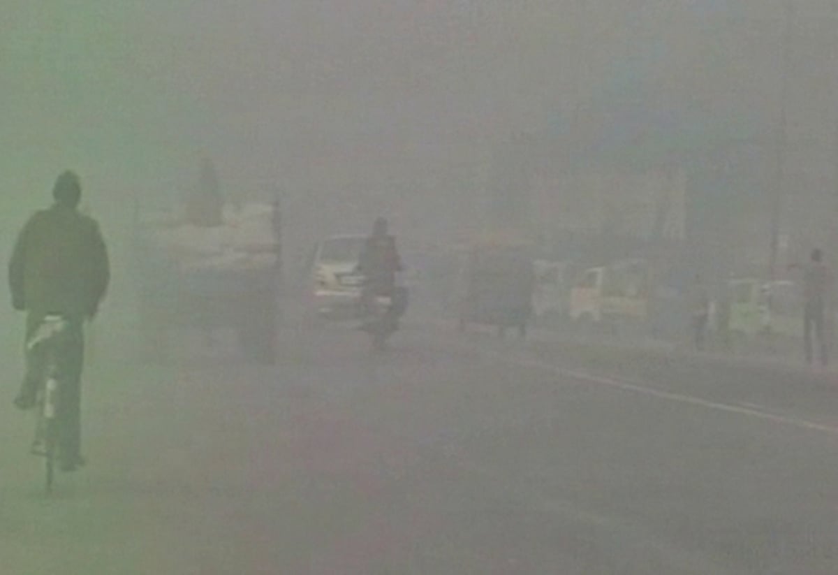 கடும் பனிமூட்டம்: மொராதாபாத்தில் உள்ள பள்ளிகளுக்கு ஜன.3-ம் தேதி வரை விடுமுறை அறிவிப்பு