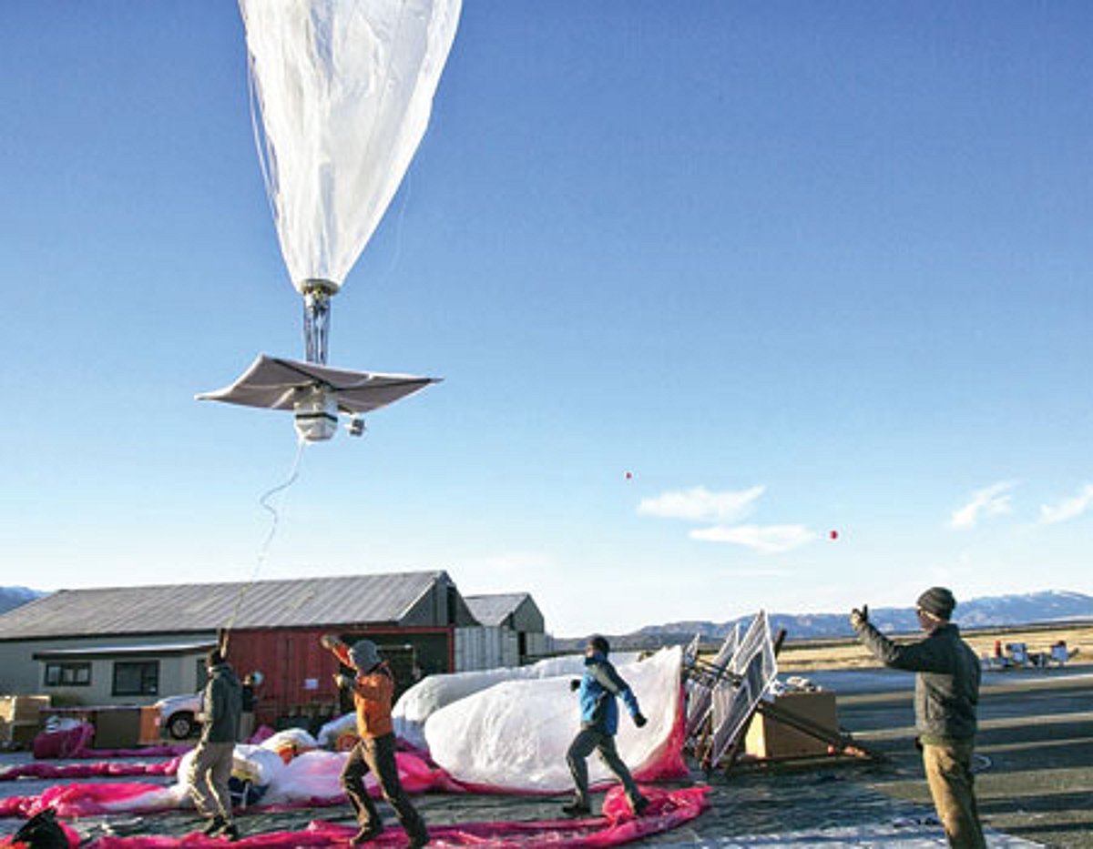 பறக்கும் செல்போன் டவர்!