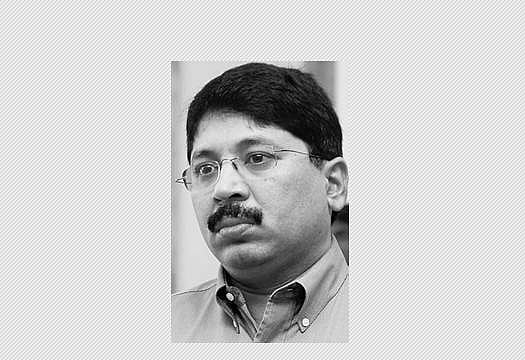 கெட்டிக்காரனின் பொய்யும் புரட்டும்...