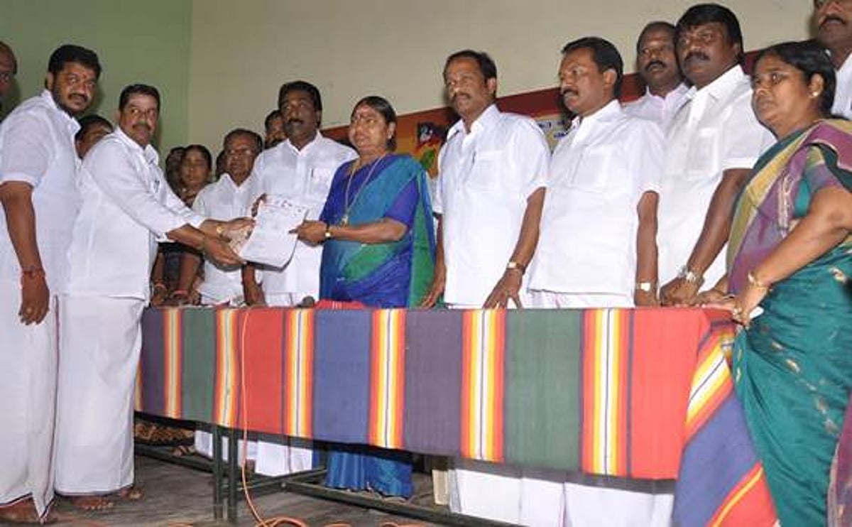 இறுதிமுடிவெடுக்கும் அதிகாரம் ஜெயலலிதாவிற்கு மட்டும்தான் உண்டு: அமைச்சர் பா.வளர்மதி