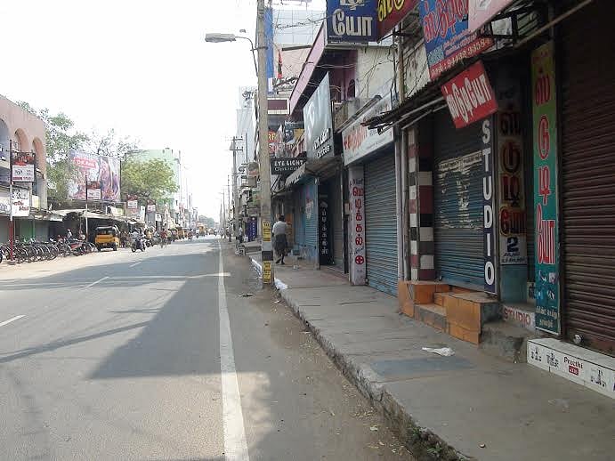 தூத்துக்குடியில் 80 சதவீத கடைகள் அடைப்பு