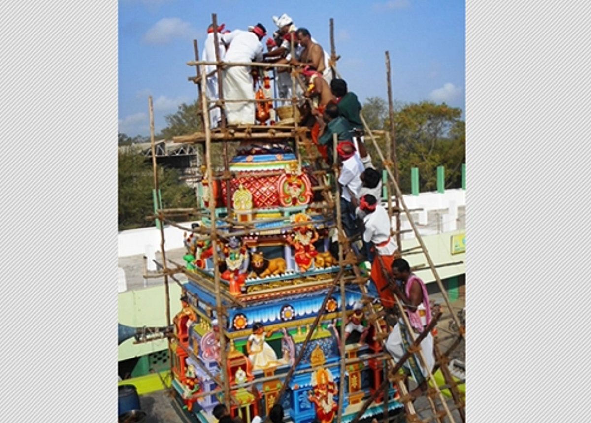 அரக்கோணம் ஸ்ரீசாணாத்தியம்மன் கோயிலில் மகா கும்பாபிஷேகம்