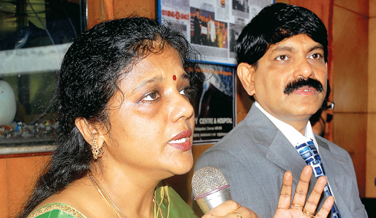 மகளின் குழந்தைக்கு வாடகைத் தாயாக இருந்த தாய்