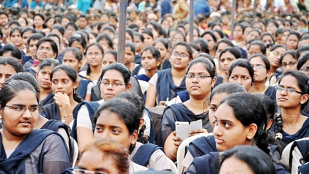 இந்த நாளில் அன்று (31.05.1989)பிளஸ் டூ தேர்வு முடிவுகள் - இந்த ஆண்டும் மாணவிகள் தேர்ச்சி விகிதம் அதிகம்