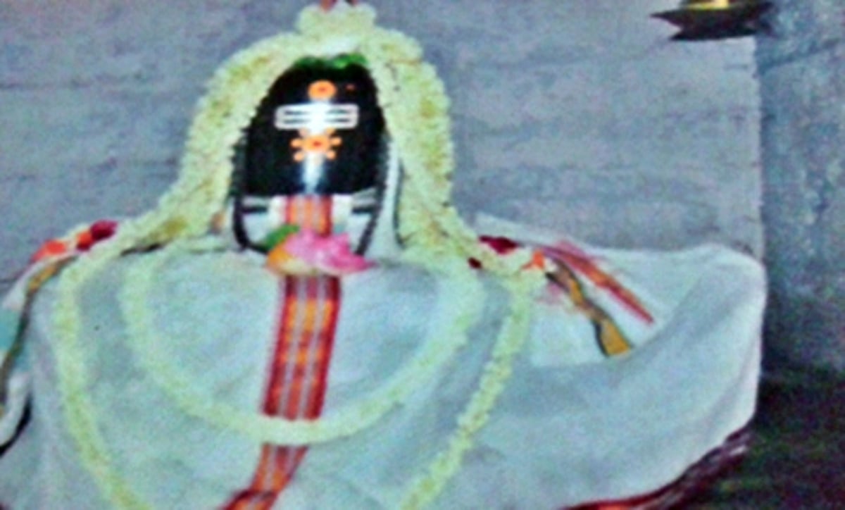 உள்ளாவூர் அகத்தீஸ்வர் ஆலயத்தில் கும்பாபிஷேகம்