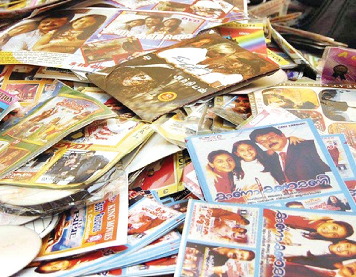 தில்லியில் தயாரித்து தமிழகத்துக்கு கடத்தப்படும் திருட்டு சி.டி.க்கள்