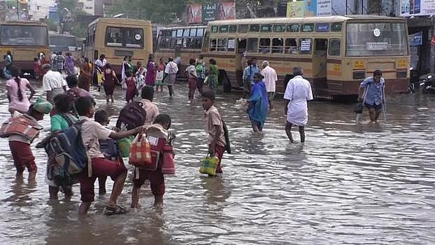 விருதுநகர் நகராட்சி பழைய பேருந்து நிலையத்தில் சீரமைப்பு பணிகள் மேற்கொள்ள நடவடிக்கை எடுக்கப்படுமா?