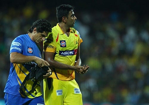 அஸ்வின் நடுவிரலில் காயம். சிஎஸ்கேவுக்குப் புது சிக்கல்!