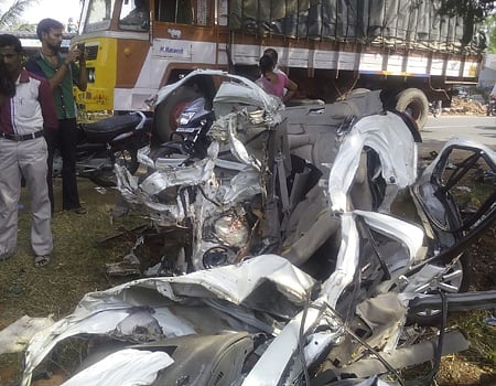 விராலிமலையில் லாரி மீது அரசு பேருந்து மோதி விபத்து: அதிஷ்டவசமாக உயிர் தப்பிய 31 பயணிகள் 