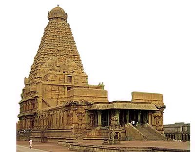 தஞ்சைப் பெரியகோயிலில் சித்திரைத் திருவிழா கொடியேற்றத்துடன் துவக்கம்