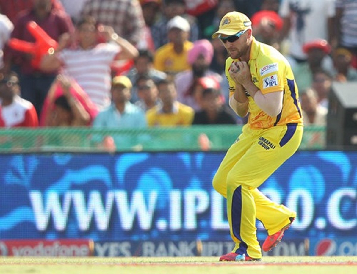 ஐபிஎல்: கிளம்பினார் மெக்கல்லம்; சென்னை அணி தவிப்பு!