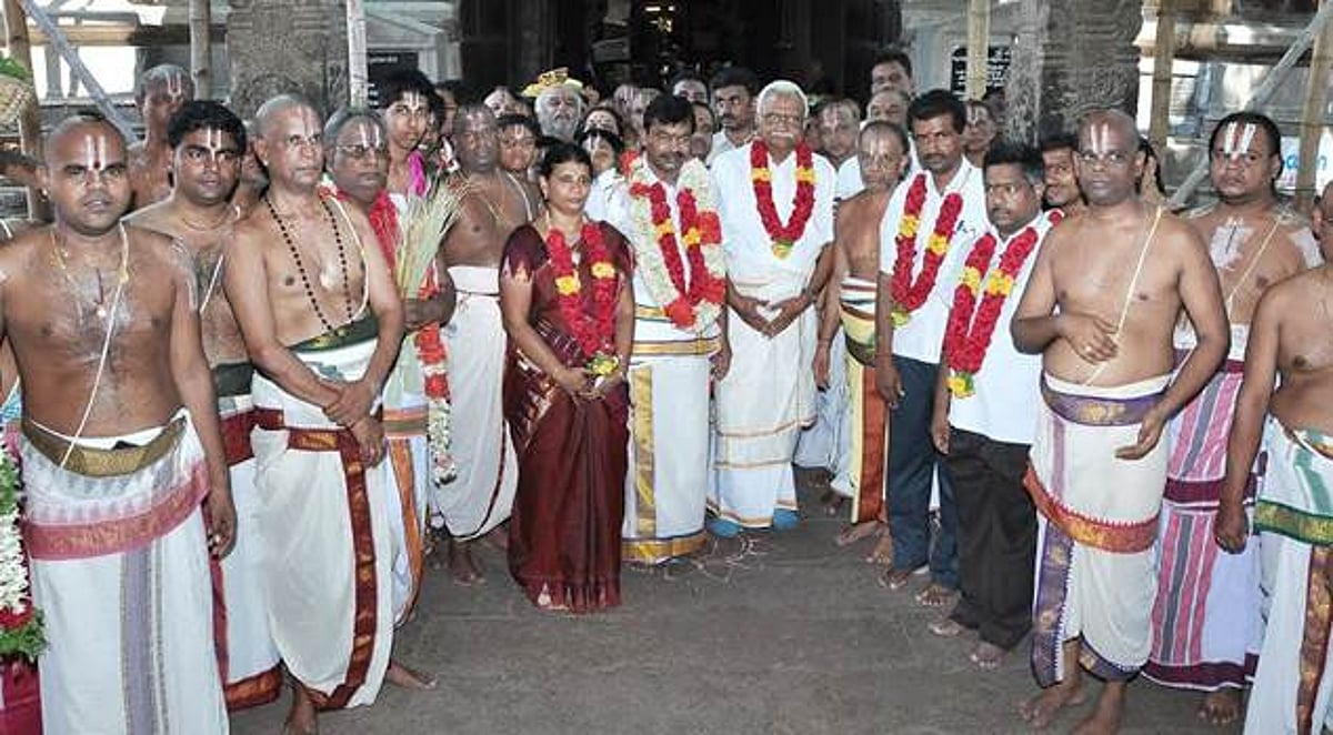 வடபத்ரசயனர் கோவில் கும்பாபிஷேகம்: யாகசாலை பூஜைகளுடன் தொடக்கம்