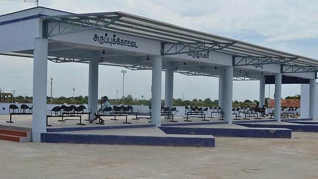 விருதுநகர் அருகே புதிதாக கட்டப்பட்டுள்ள நவீன பேருந்து நிலையம் பயன்பாட்டிற்கு கொண்டுவரப்படுமா?