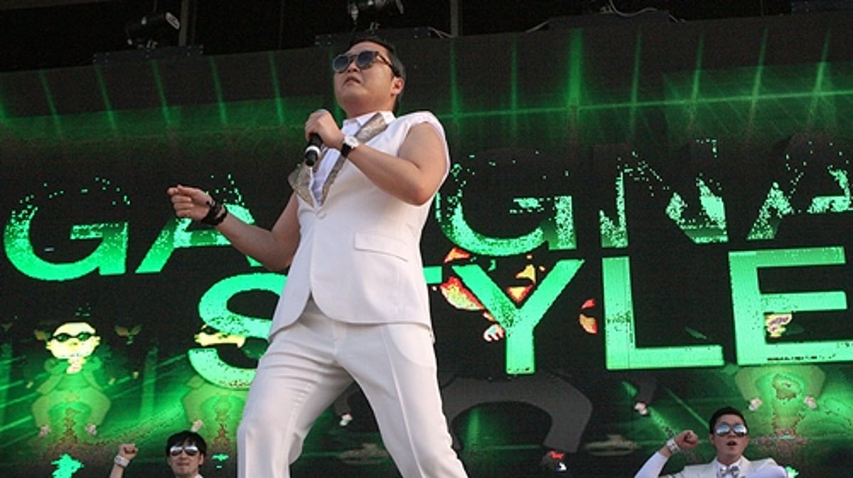 விபத்தில் சிக்கிய கங்னம் பாடகர்!