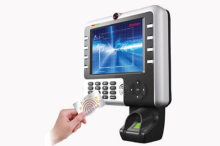 தெற்கு ரயில்வேயில் அமலுக்கு வந்தது பயோமெட்ரிக் வருகைப் பதிவேடு முறை !