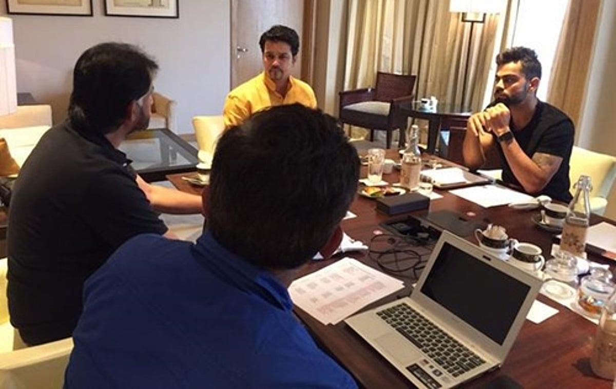 இலங்கை டெஸ்ட் தொடர்: இந்திய அணி அறிவிப்பு; ஹர்பஜன் சிங்குக்கு மீண்டும் வாய்ப்பு!