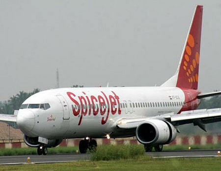 விழாக்கால சிறப்பு சலுகைக் கட்டணத்தை அறிவித்தது ஸ்பைஸ்ஜெட்: ரூ.888ல் இருந்து ஆரம்பம்