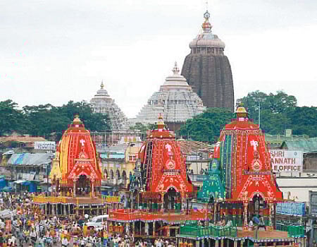 கடவுளரை உருவாக்கும்