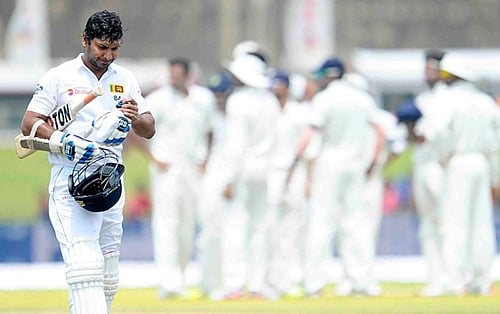 இலங்கை அணி 183 ரன்களுக்கு ஆல் அவுட்; 6 விக்கெட்டுகளை வீழ்த்தினார் அஸ்வின்!