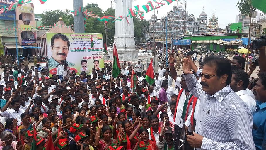 போராட்டத்தில் ஈடுபடாமல் பொது மக்களுக்கு விழிப்புணர்ச்சி ஏற்படுத்த வேண்டும்: டாக்டர் கிருஷ்ணசாமி 