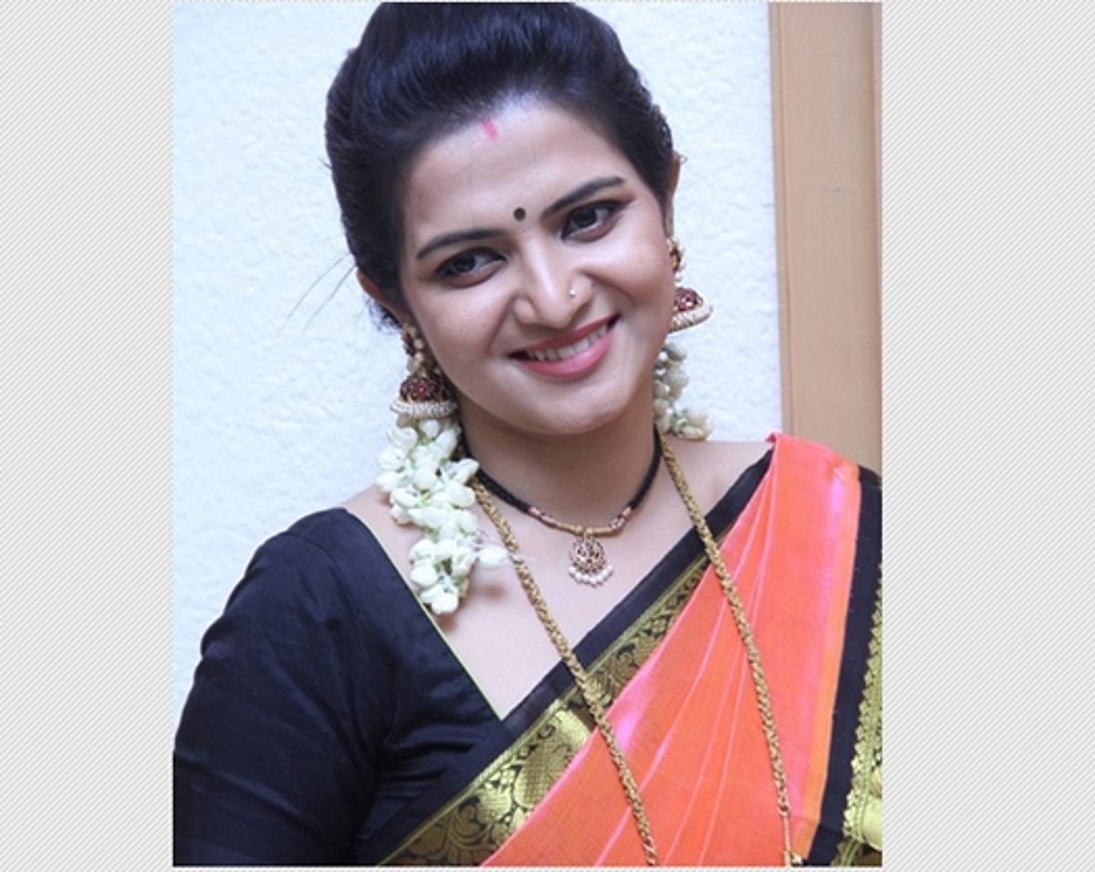 ராகவா லாரன்ஸ் அறக்கட்டளையில் முதல் ஆளாக இணைந்த டிடி!