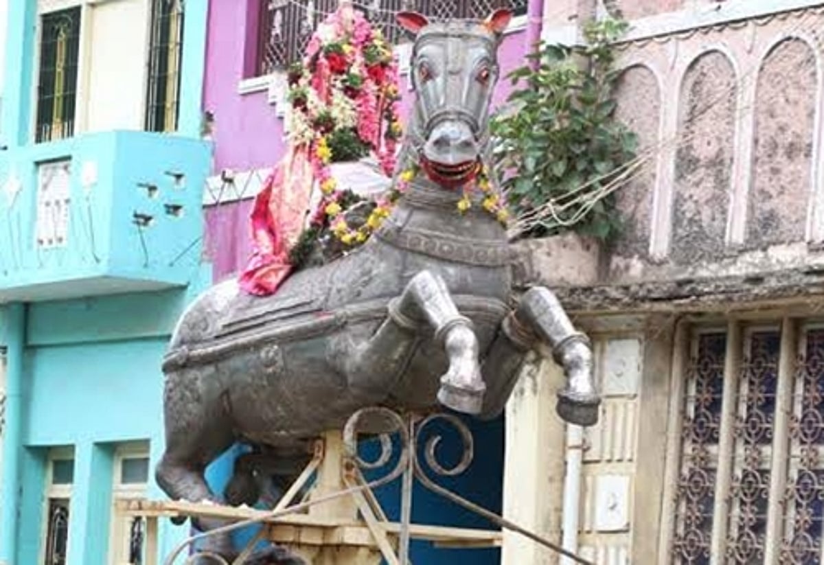 திருச்செந்தூரில் நாளை ஆவணித் திருவிழா தேரோட்டம்