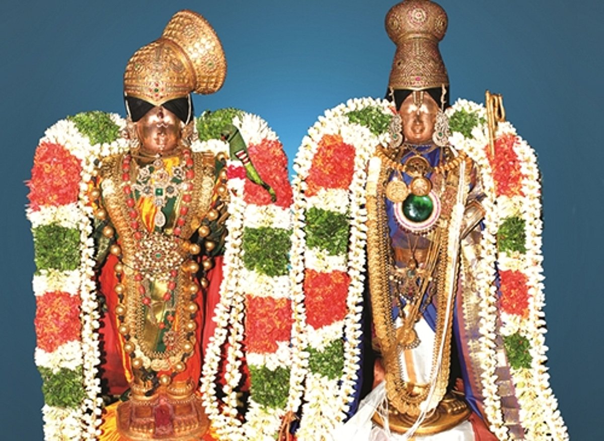 புரட்டாசி மாதப் பிறப்பு: பெருமாள் கோயில்களில் அலைமோதிய பக்தர் கூட்டம்