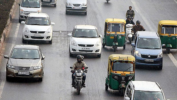 தில்லியில் ஏப்ரல் 15 முதல் மீண்டும் வாகனக் கட்டுப்பாடு அமல்