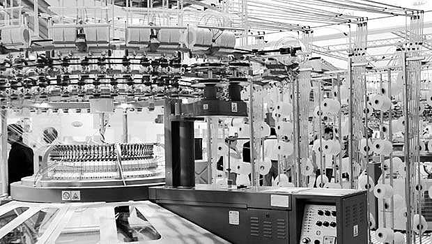 எதிர்பார்ப்பில் பின்னலாடைத் தொழிலாளர்கள்